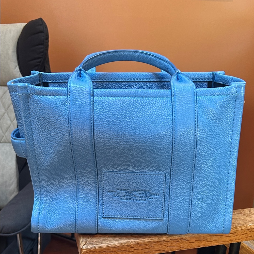Marc Jacobs Sky Blue Tote - Picture 2 of 5